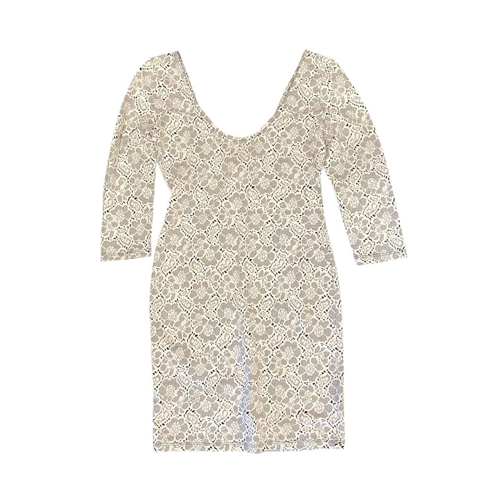 Forever21 Elegant Lace Pattern Dress size medium
